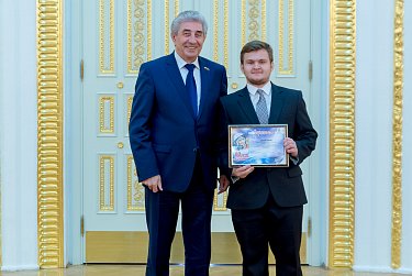 Открыть космос для себя